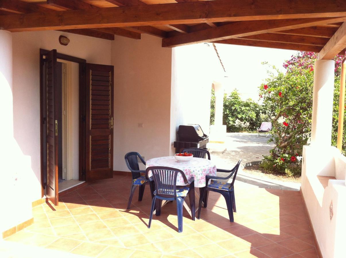 Villa By The Vulcano - 70Mq Plus Large Garden And Patio 外观 照片