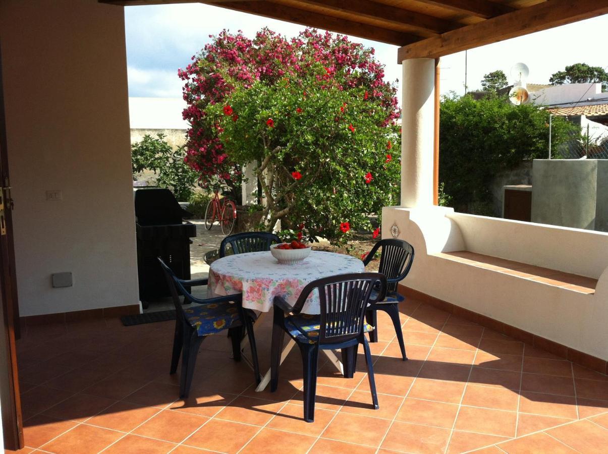 Villa By The Vulcano - 70Mq Plus Large Garden And Patio 外观 照片